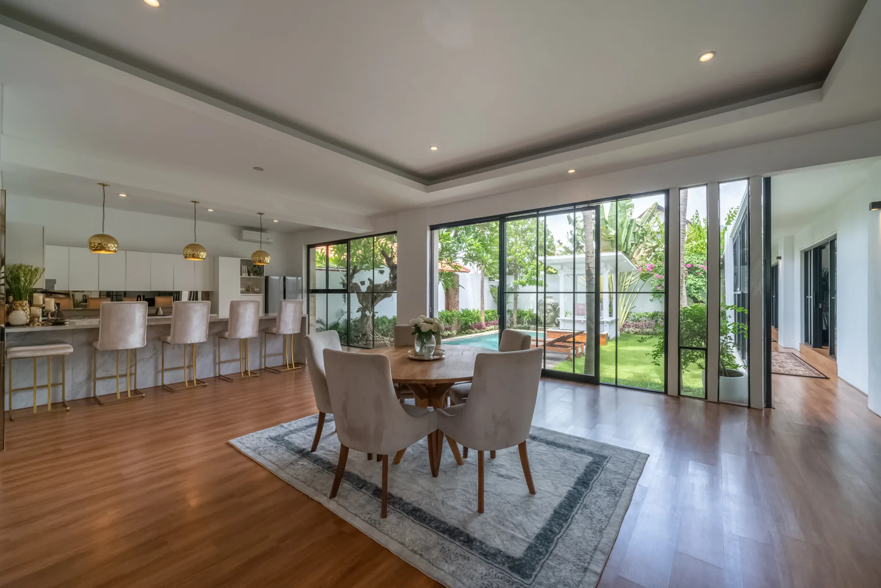 3 Bedroom Villa in Berawa photo 1